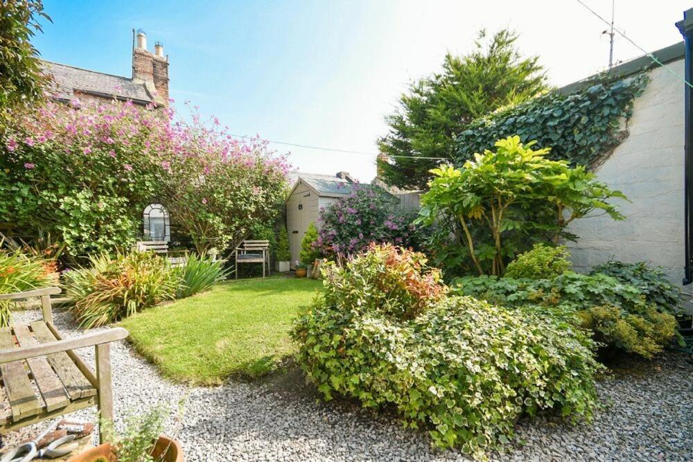 The Bakehouse Villa Seahouses Exterior photo