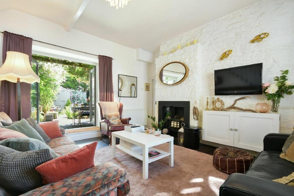 The Bakehouse Villa Seahouses Exterior photo